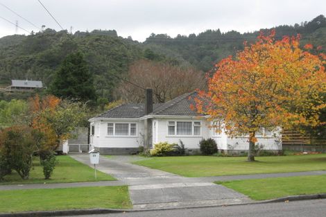 Photo of property in 55 Tawhai Street, Stokes Valley, Lower Hutt, 5019
