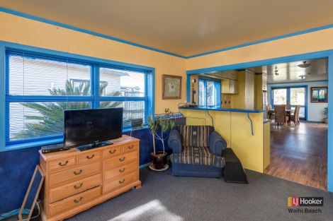 Photo of property in 35 Edinburgh Street, Waihi Beach, 3611