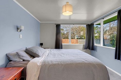 Photo of property in 43 Oakfield Crescent, Pukete, Hamilton, 3200