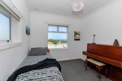 Photo of property in 4 Hamblyn Street, Strandon, New Plymouth, 4312