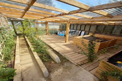 Photo of property in 61 Half Mile Road, Tuatapere, 9620