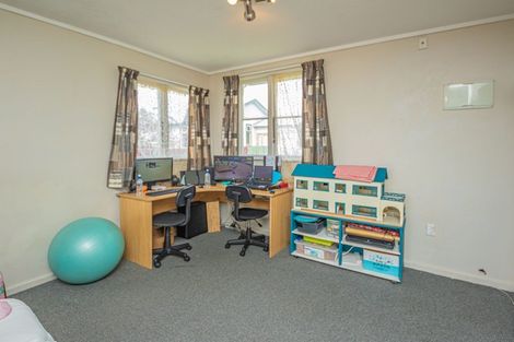 Photo of property in 12a Hokio Beach Road, Levin, 5510