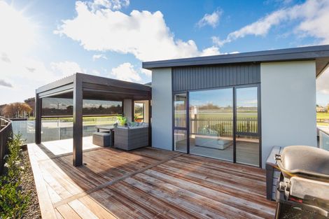 Photo of property in 11 Mangatainoka Lane, Awapuni, Palmerston North, 4412