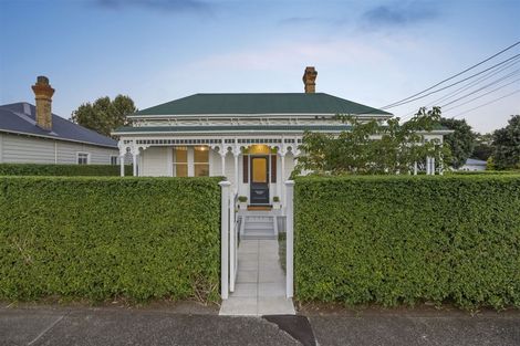 Photo of property in 61 Aroha Avenue, Sandringham, Auckland, 1025