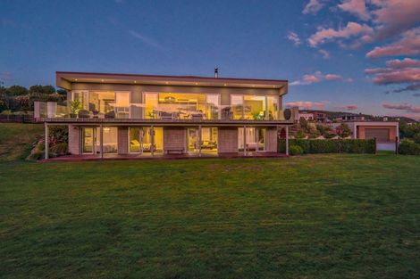 Photo of property in 27 Ridgecrest, Wanaka, 9305