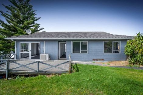 Photo of property in 49 Hyperion Drive, Randwick Park, Auckland, 2105
