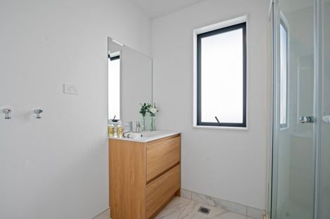 Photo of property in 10 Aumarire Lane, Favona, Auckland, 2024