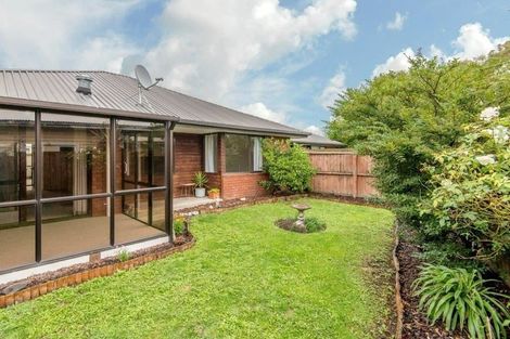 Photo of property in 2/35 Division Street, Riccarton, Christchurch, 8041