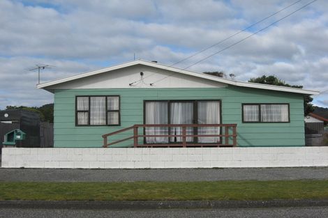 Photo of property in 63 Doyle Street, Blaketown, Greymouth, 7805