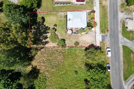 Photo of property in 35 Peel Street, Lawrence, 9532