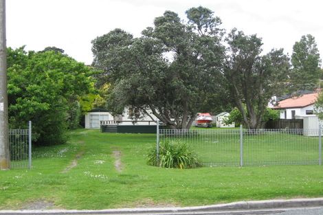 Photo of property in 39 Beach Street, Sandspit, Warkworth, 0982