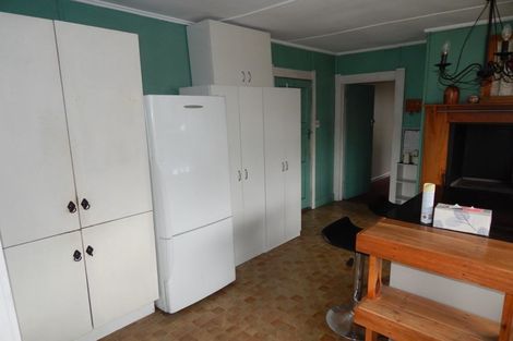 Photo of property in 1 Curtis Street, Hector, 7822