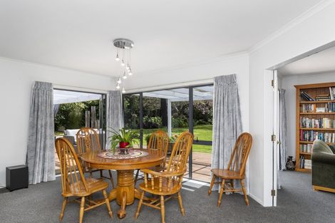 Photo of property in 37 Canon Road, Tanners Point, Katikati, 3170