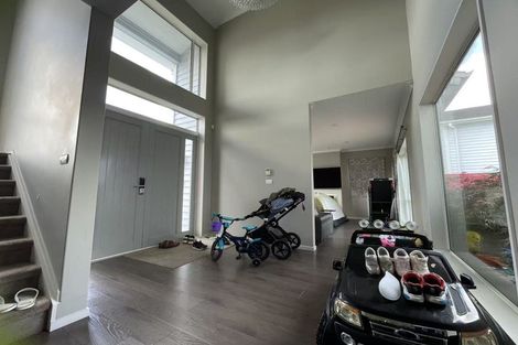 Photo of property in 28 Milano Boulevard, Karaka, Papakura, 2113