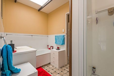 Photo of property in 9 Brightwater Terrace, Terrace End, Palmerston North, 4410