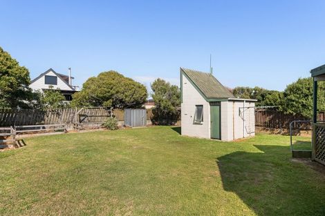 Photo of property in 98a Karewa Parade, Papamoa Beach, Papamoa, 3118