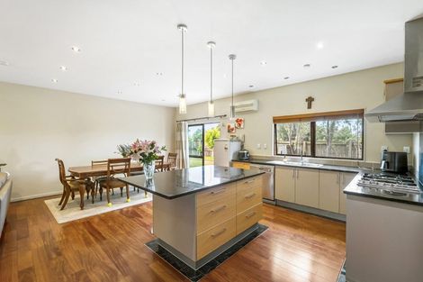 Photo of property in 23 Ballymore Drive, Pinehill, Auckland, 0632