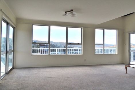 Photo of property in 5 Glen Alton Avenue, Paparangi, Wellington, 6037