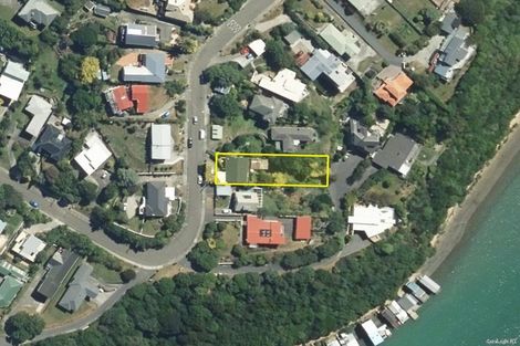 Photo of property in 30 Mana View Road, Paremata, Porirua, 5026