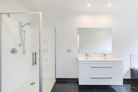 Photo of property in 121 Atawhai Road, Fitzherbert, Palmerston North, 4410