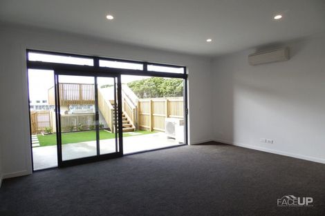Photo of property in 5 Hudson Bay Road, Hobsonville, Auckland, 0616