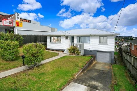 Photo of property in 658 East Coast Road, Pinehill, Auckland, 0630