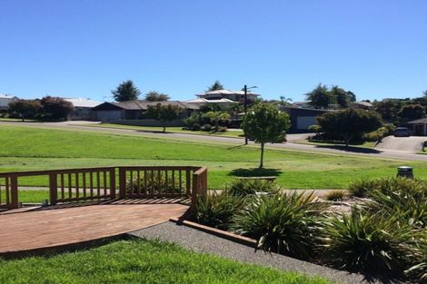 Photo of property in 46 Merriman Place, Pyes Pa, Tauranga, 3112
