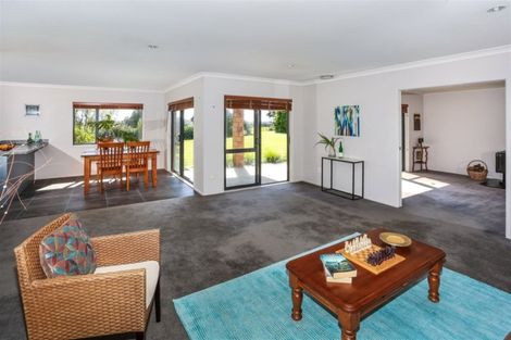 Photo of property in 24 Seagrove Road, Waiau Pa, Pukekohe, 2679