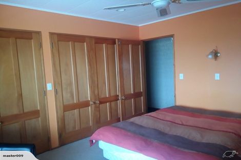 Photo of property in 2/571 Weymouth Road, Weymouth, Auckland, 2103