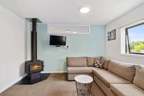 Photo of property in 16 Charles Road, Hannahs Bay, Rotorua, 3010