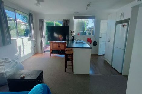 Photo of property in 5a Ebdentown Street, Ebdentown, Upper Hutt, 5018