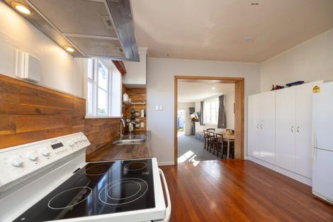 Photo of property in 43 Frederick Street, Terrace End, Palmerston North, 4410