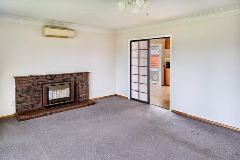 Photo of property in 4 Routley Crescent, Elderslea, Upper Hutt, 5018