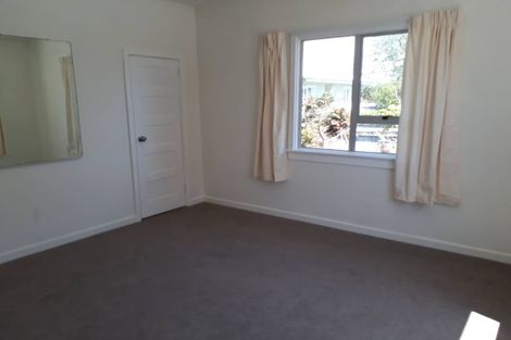 Photo of property in 1 Roto Street, Westown, New Plymouth, 4310