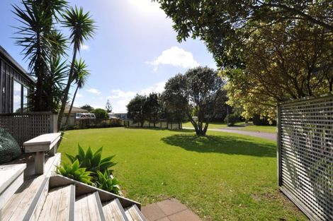 Photo of property in 4 Holland Close, Pauanui, Hikuai, 3579