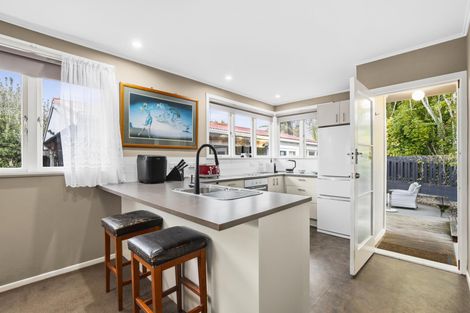 Photo of property in 15 Hampton Place, St Andrews, Hamilton, 3200