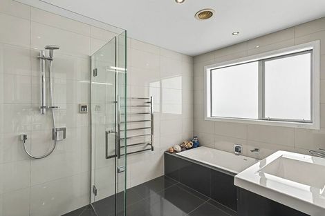 Photo of property in 77 Kotuku Drive, Paraparaumu Beach, Paraparaumu, 5032