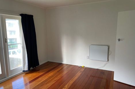 Photo of property in 23 Melrose Road, Island Bay, Wellington, 6023