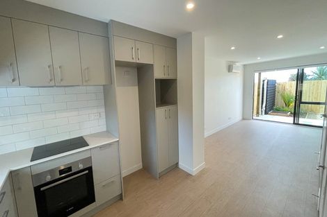 Photo of property in 13/5 Brandon Road, Glen Eden, Auckland, 0602