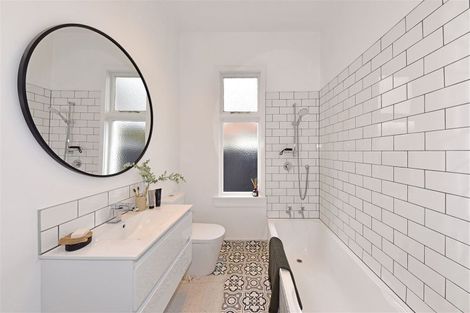 Photo of property in 18 Somerfield Street, Somerfield, Christchurch, 8024