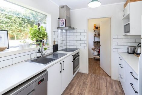 Photo of property in 2/116 Prince Regent Drive, Half Moon Bay, Auckland, 2012