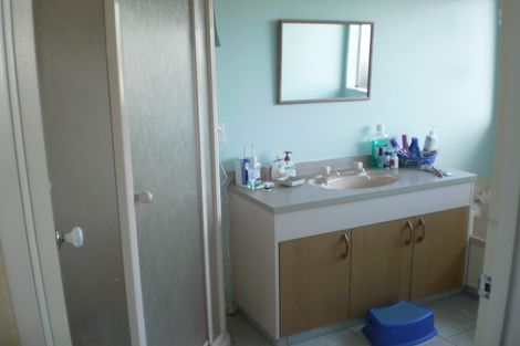 Photo of property in 87 Pacific Drive, Fitzherbert, Palmerston North, 4410