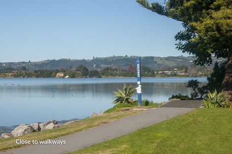Photo of property in 74 Harbour View Road, Omokoroa, 3114