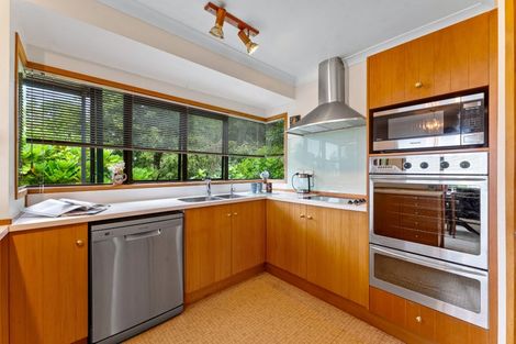 Photo of property in 1/12 Greenvalley Rise, Glenfield, Auckland, 0629