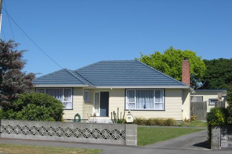 Photo of property in 11 Wilton Crescent, Bishopdale, Christchurch, 8053