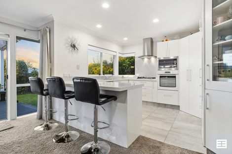 Photo of property in 3 Ridgemount Terrace, Welcome Bay, Tauranga, 3112