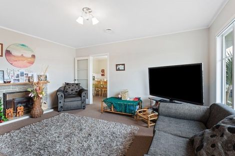 Photo of property in 16 Cheviot Street, Mangere East, Auckland, 2024