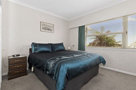 Photo of property in 43 Memorial Drive, Parahaki, Whangarei, 0112
