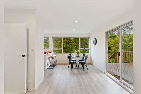 Photo of property in 53 Pine Avenue, Henderson, Auckland, 0612