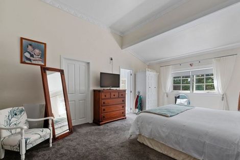 Photo of property in 268 Spur Road, Stillwater, Silverdale, 0993